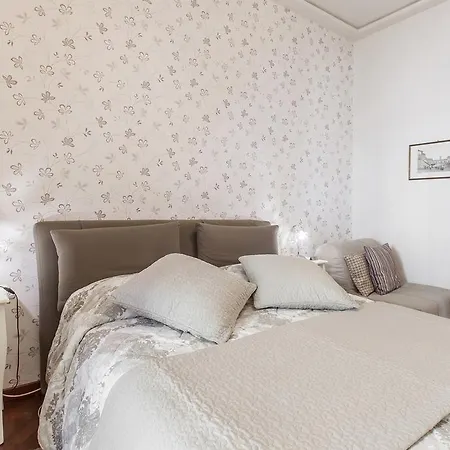 アパート Rent In ローマ